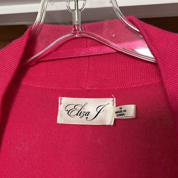 ELIZA J SIZE M SHORT HOT PINK SWEATER - Picture 2 of 4